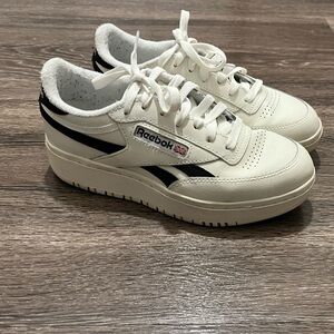 Reebok White and Black Classic Leather Sneakers